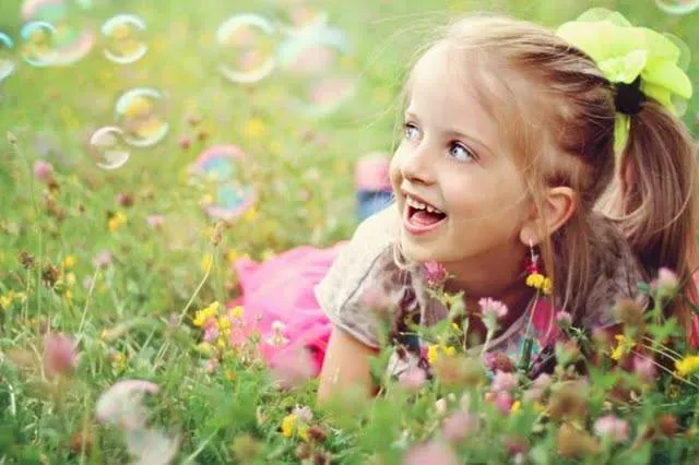 Restaurant aire de jeux à Grézels